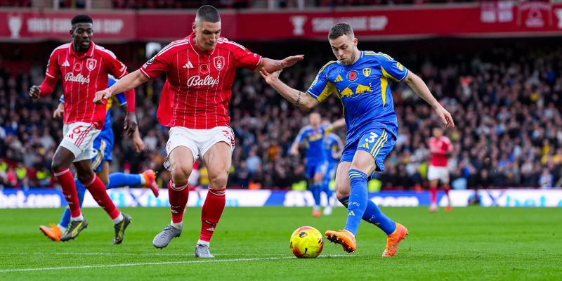 Leeds vs Nottingham luôn là những trận đấu cống hiến